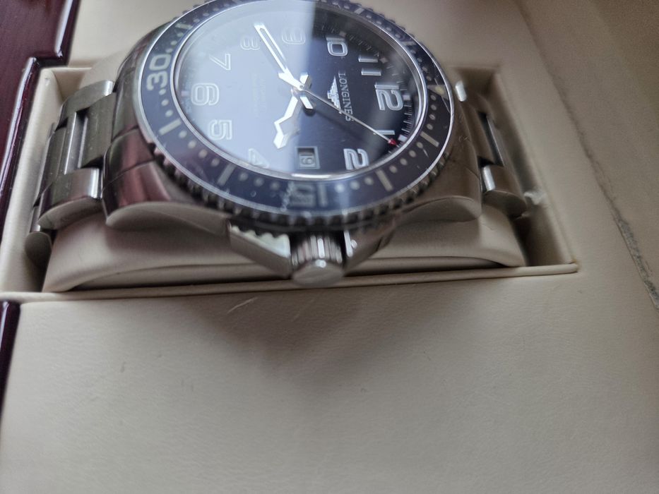 Годинник Longines HydroConquest