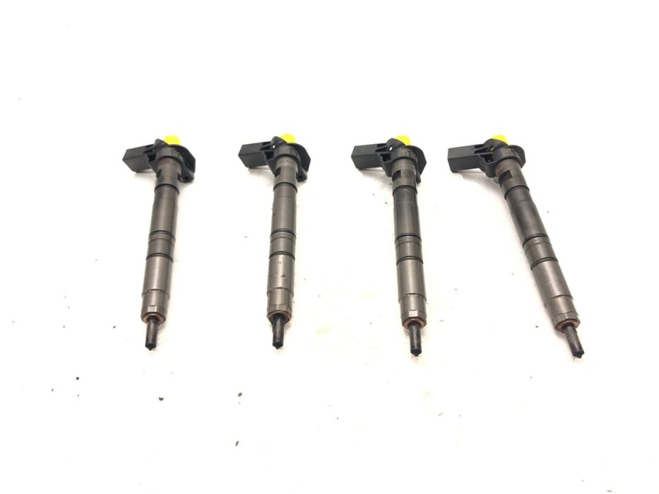 WTRYSKIWACZE KOMPLET AUDI A4 B8 03L130277 2.0 143KM 07-15 WTRYSKI
