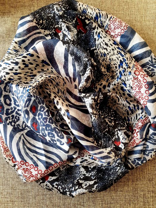 Szal jedwabny kolorowy