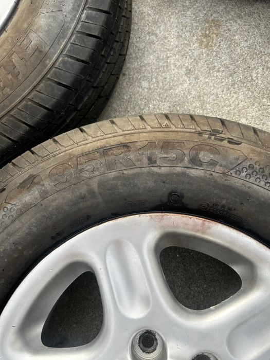 Jantes Land Rover R15 com Pneus 195/15C