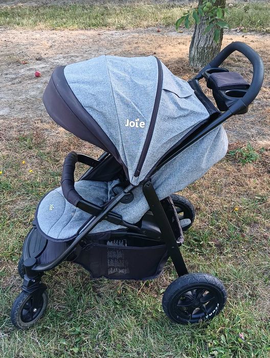 Wózek spacerowy JOIE Litetrax 4 Air