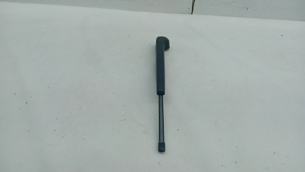 Haste / braço de escova limpa vidros trás SKODA Fabia IV (PJ3)