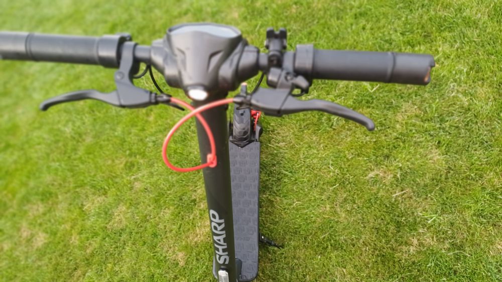 Japońska hulajnoga elektryczna SHARP EM KS4ceu b czarna