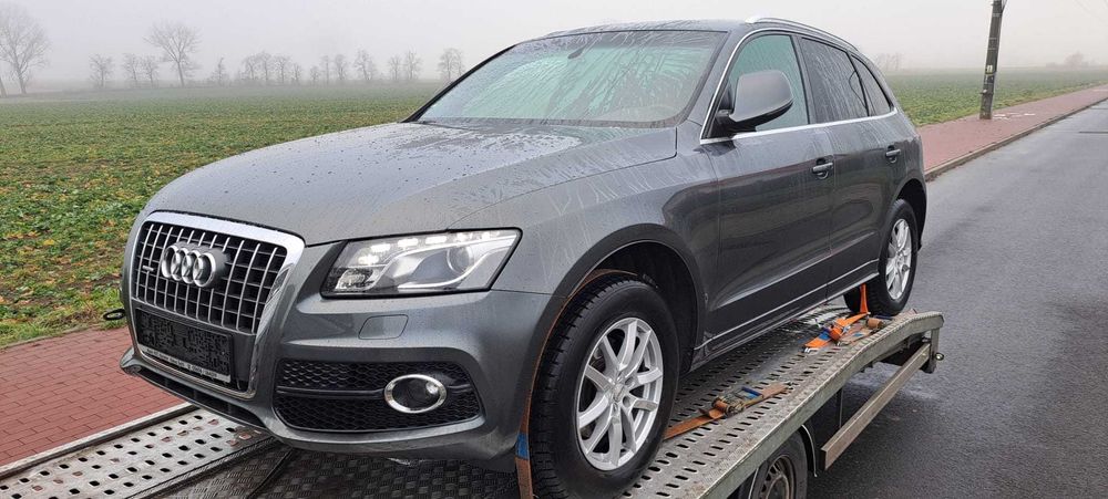 Audi Q5 pełny S-Line 2.0 Tfsi Quattro Automat Niemiec full opcja