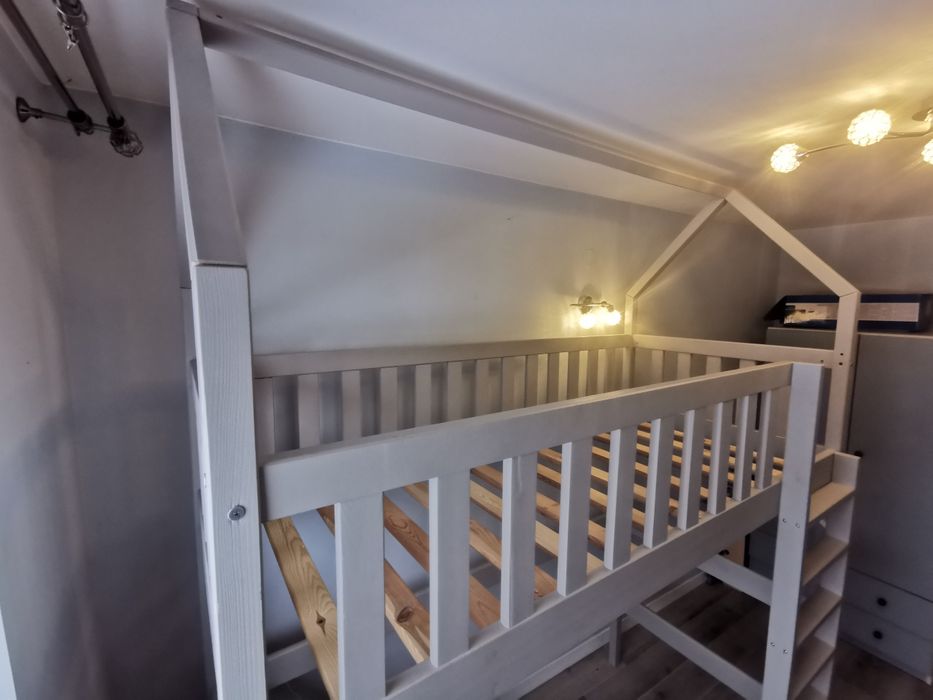 Pojedyncze łóżko piętrowe