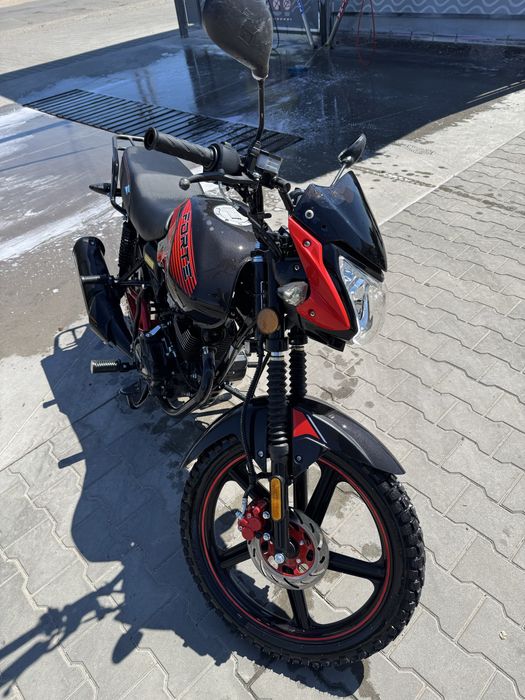 Продам новий мотоцикл 150 форте 3500 тис пробігу