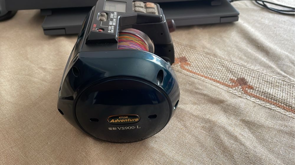 Carreto Elétrico de Pesca Ryobi Adventure VS900-L