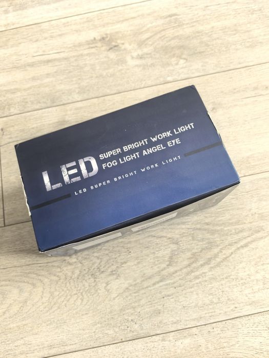 Reflektory LED 4 sztuki