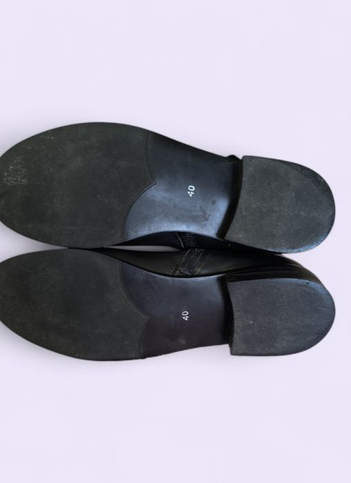 Ботинки напівчоботи  жіночі шкіра чорні 40 р MEXX