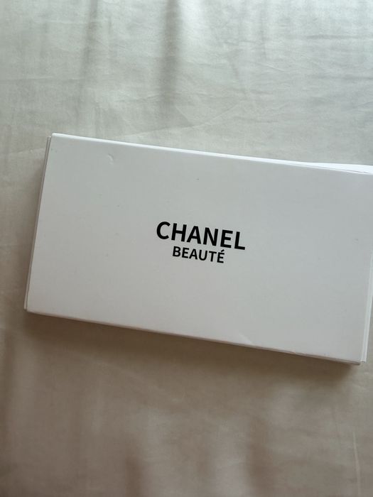 Заколки Chanel для волосся нові затискачі