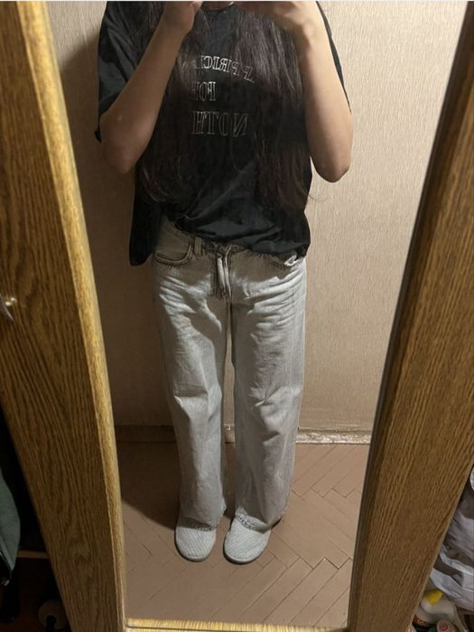 Джинсы серые с Bershka