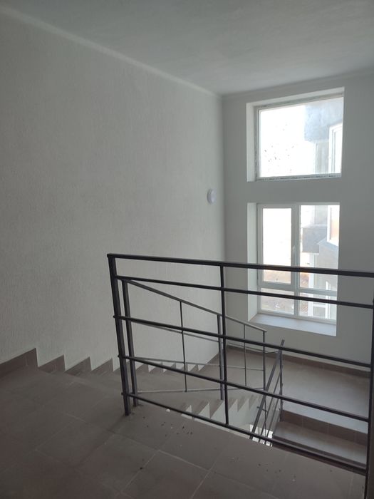 Продається 1кім квартира біля парку