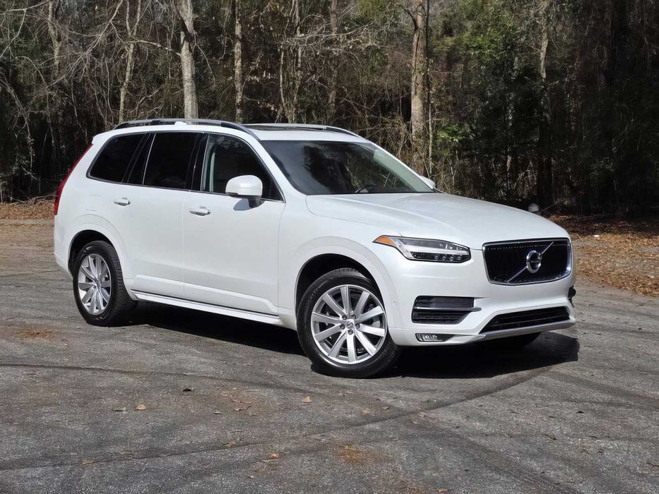 Volvo XC90 T6 Momentum      2017