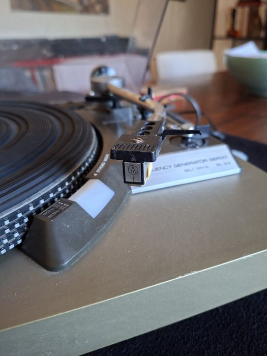 Giradiscos Technics SL-23