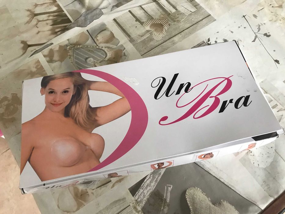 SOUTIEN SILICONE INVISIVEL UN BRA