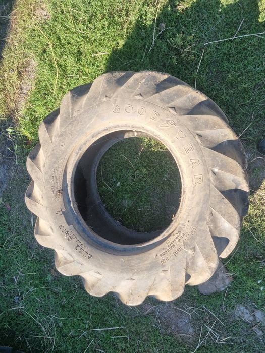 Opony opona 12.5/80-18