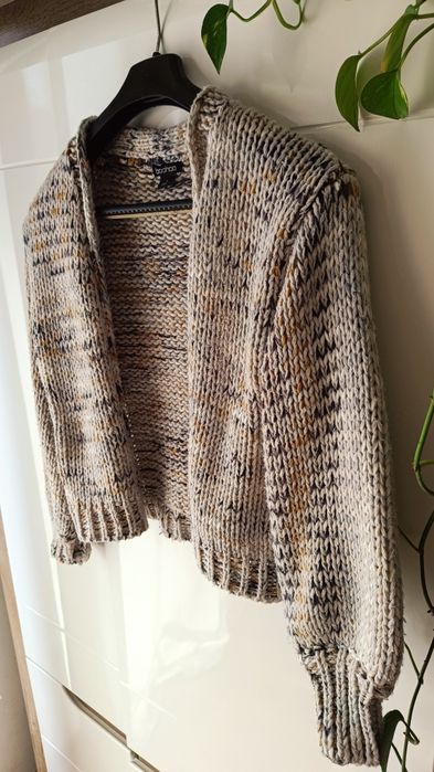 Kardigan krótki narzutka s boohoo casual włochacz