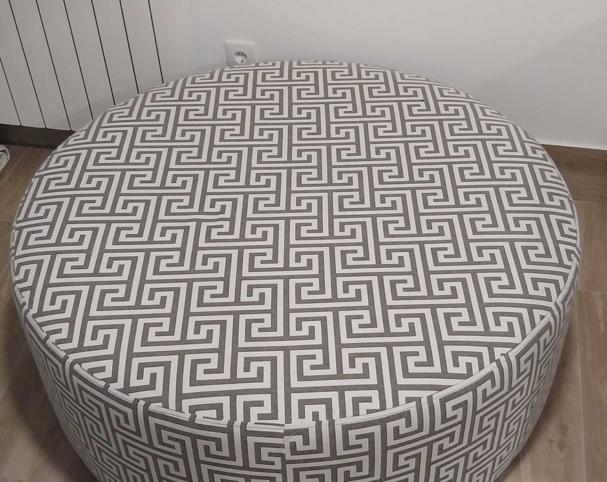 Puff redondo moderno