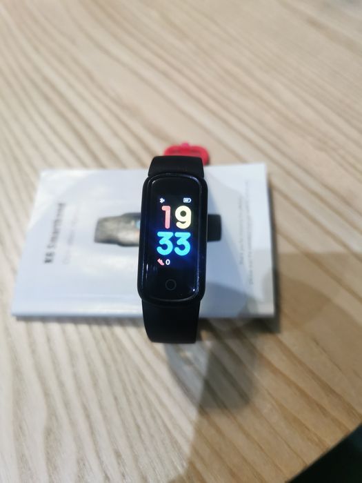 Zegarek smartband dla dziecka
