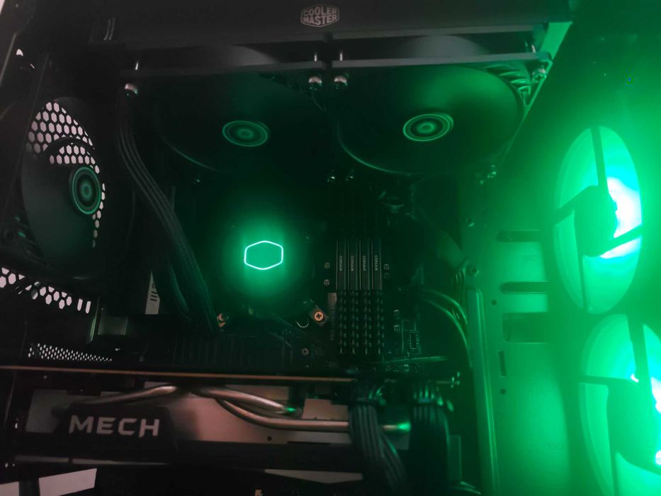 Computador Gaming (i5 12ª Gen / RX 6750 XT / 64GB RAM)