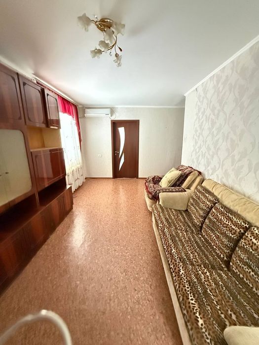 Оренда двох кімнатної квартири  ЖМ Комунар