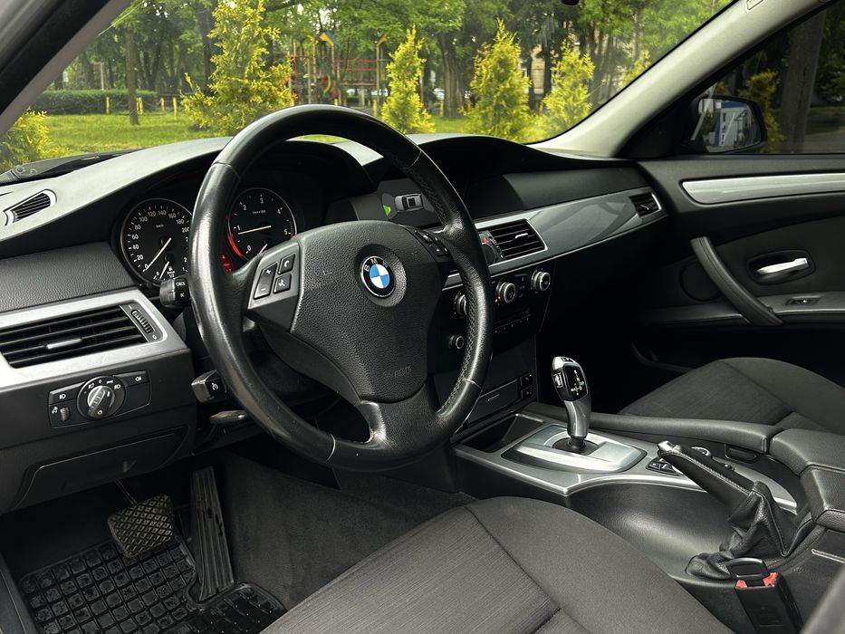 Продам BMW E61 2009