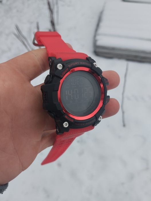 Продам годинник Skmei