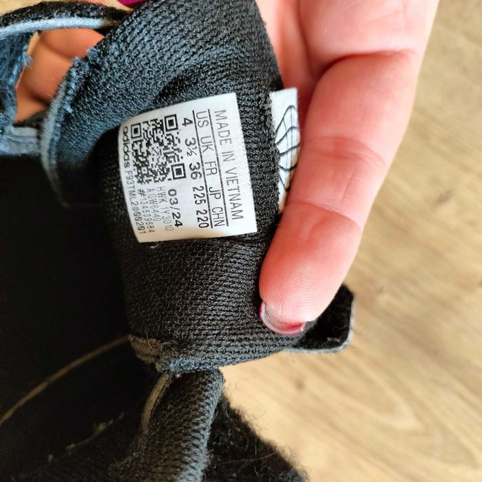 Кросівки Адідас р. 36