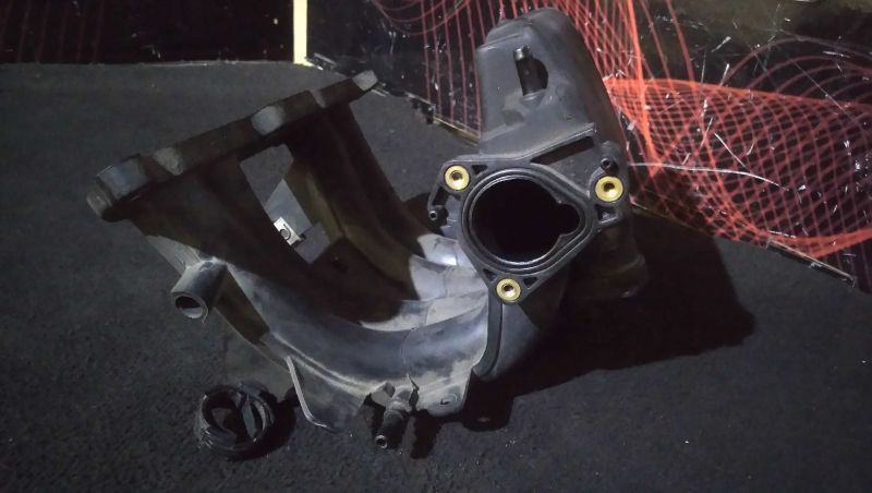 Coletor De Admissão Peugeot 306 (7B, N3, N5)