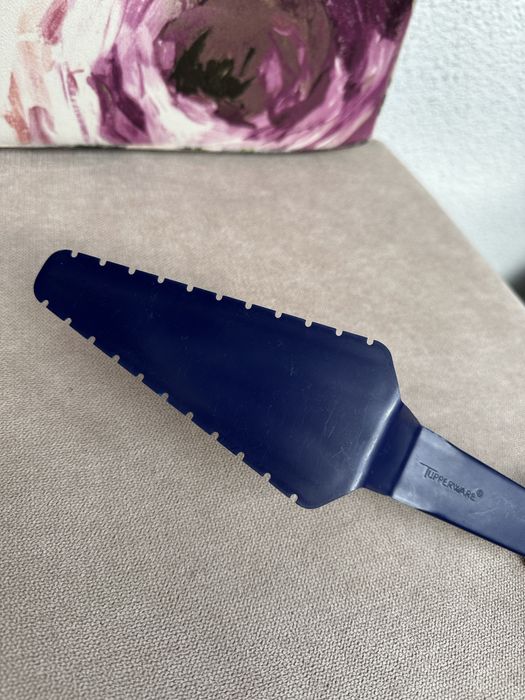 Corta bolo tuppeware