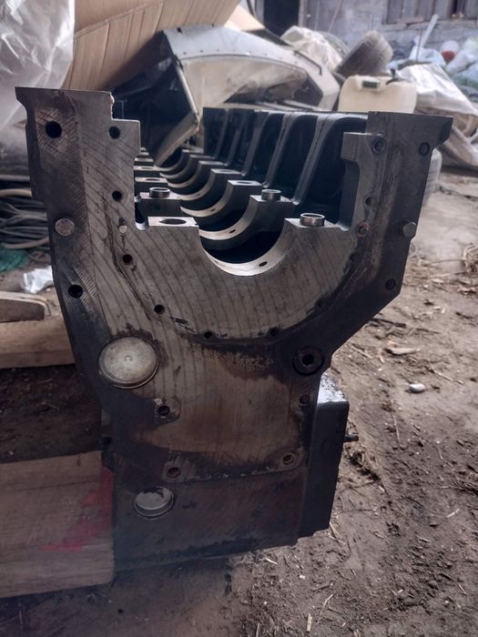 Blok silnika Massey Ferguson 8130