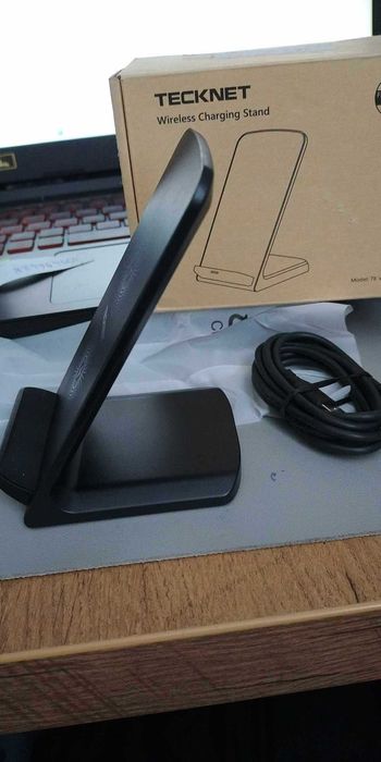 Ładowarka  indukcyjna bezprzewodowa szybka QUICK 10W QI