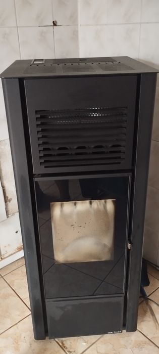 Piec na Pellet Stufa  GIUSY NERO GOFFRATO 15,4 KW