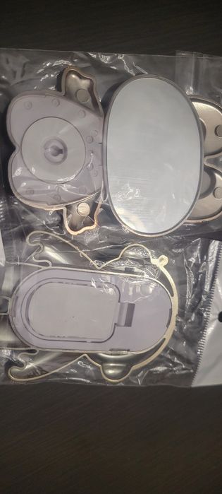 Kosmonauta i króliczek na telefon. Nowe. Polecam.