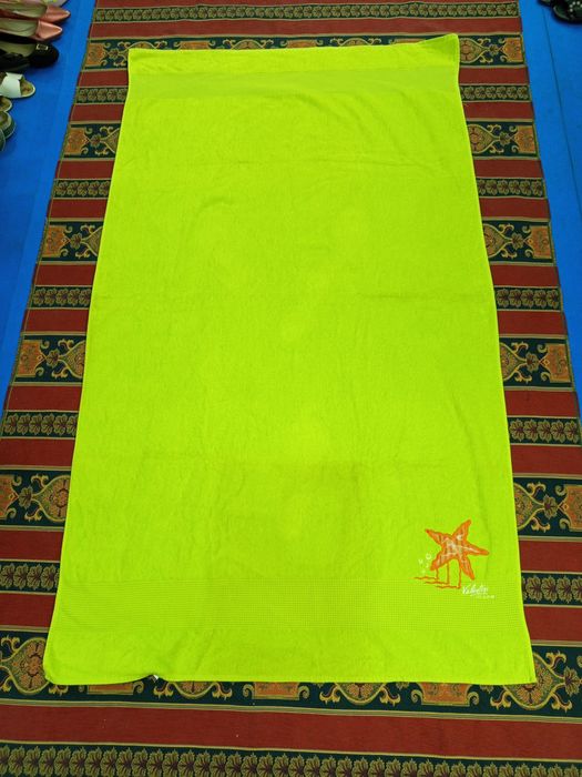 #870 Ogromny ręcznik kąpielowy Valentini