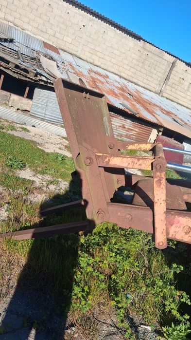Vendo pá e garfo para retro