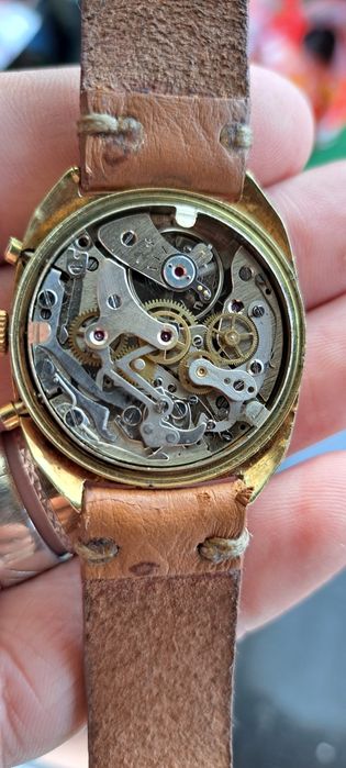 Relógio cronógrafo mecânico Domar.