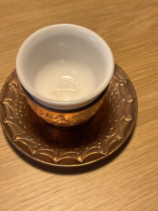 Chávena de café albanesa.