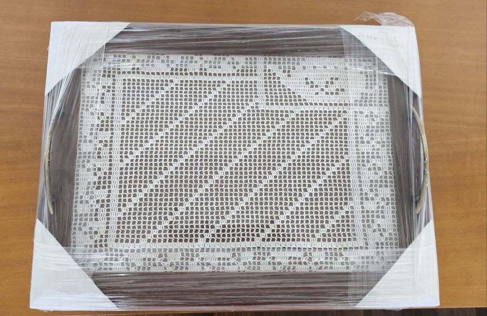 Tabuleiro c/ pano de renda