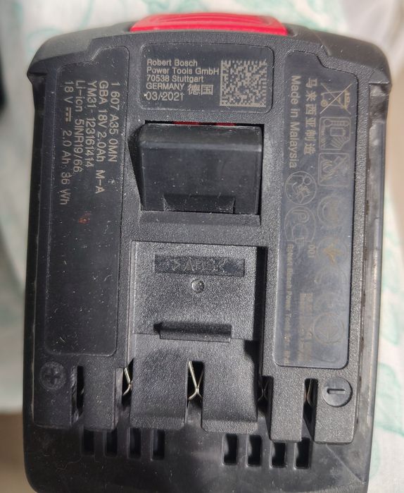 Корпус аккумулятора шуруповерта Bosch  б/у