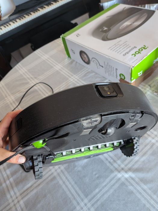 Robot Vacuum j7156