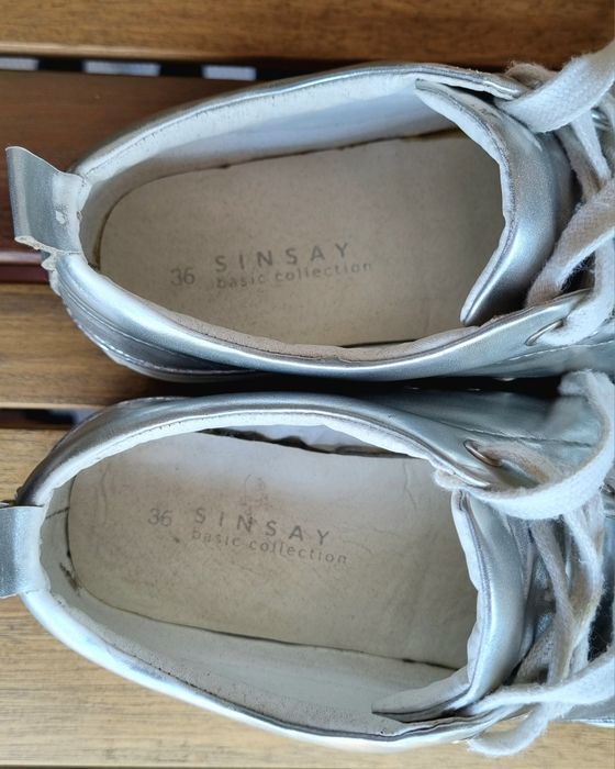 Sinsay - ładne buty damskie sneakersy srebrne rozm.36