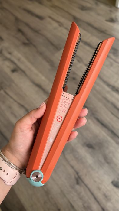 Dyson випрямляч для волосся