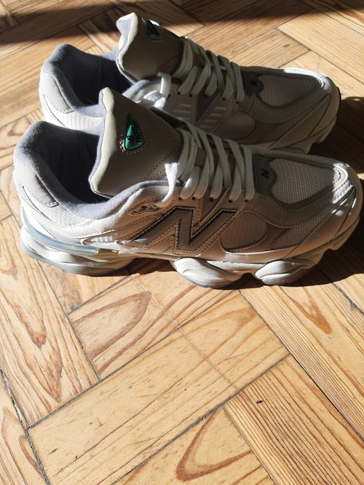 Tenis originais NEW BALANCE 9060 disponíveis em tamanho 44. Produzidas