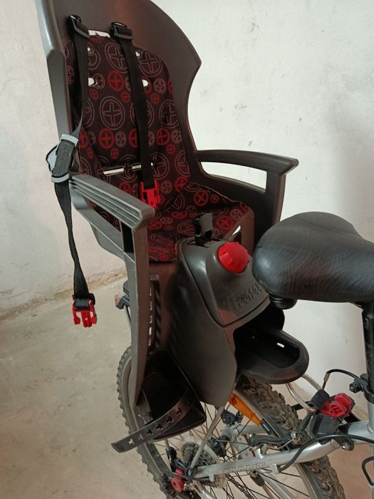 Fotelik Hamax z bagażnikiem