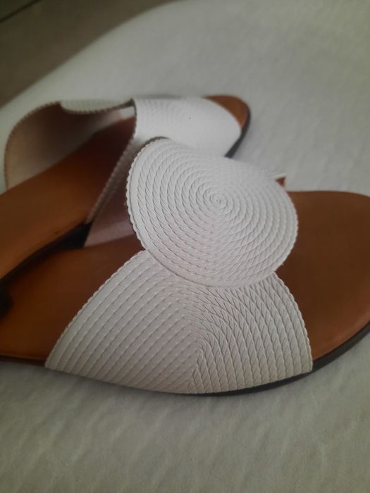 Sandalias 37 semi novas Tapadas