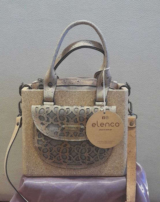 mala em cortiça e pele nova com etiqueta de marca Elenco
