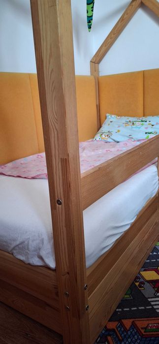 Łóżko dziecięce drewniane domek