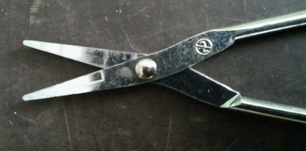 Ножички універсальні з гострими кінцями, 11,5 см, UK. Нові, в упаковці