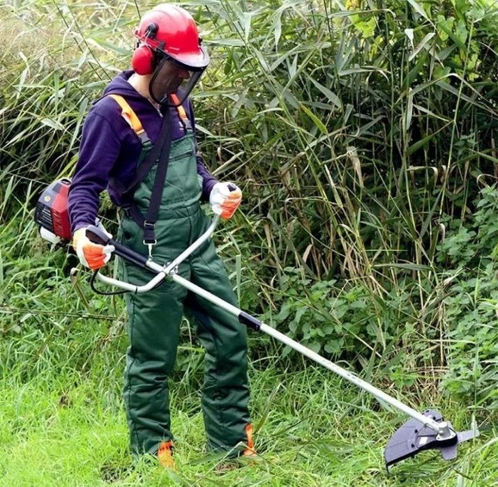 Чистка ділянок, дач, садів! Корчування!